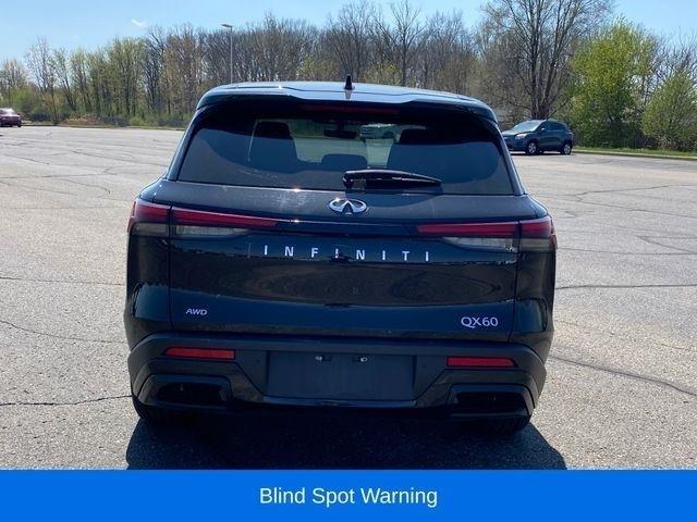 Infiniti QX60 PURE AWD 2024
