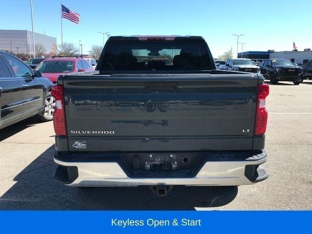 Chevrolet Silverado 1500 LT-L Crew Cab 4WD 2025