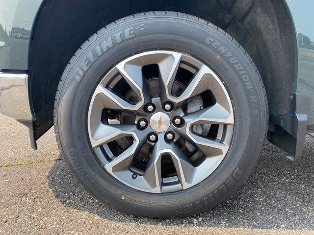 Chevrolet Silverado 1500 LT-L Crew Cab 4WD 2025