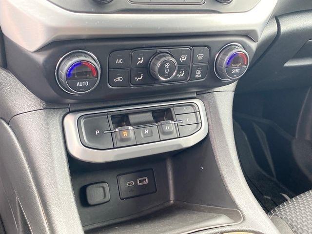 GMC Acadia SLE 2021
