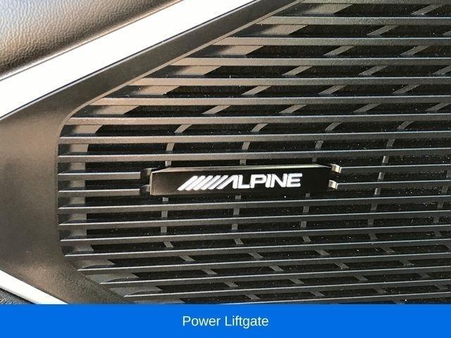 Jeep Wagoneer Series III 4WD 2023