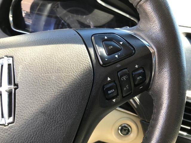 Lincoln MKT Reserve 2019