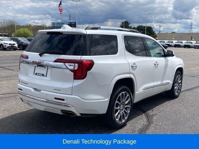 GMC Acadia Denali AWD 2023