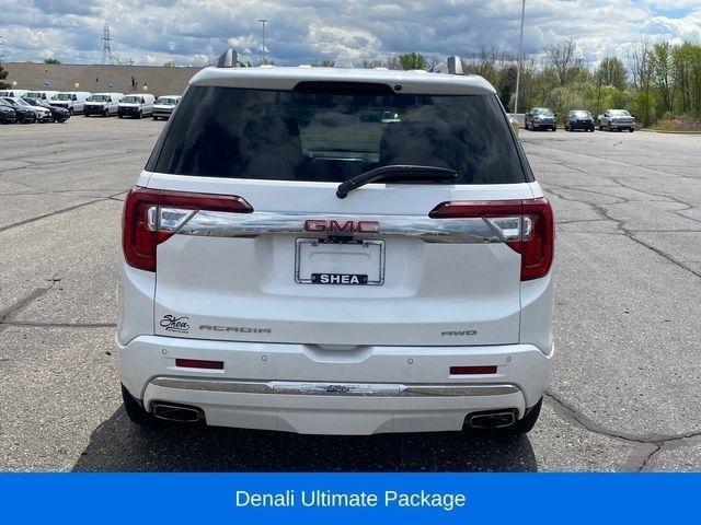 GMC Acadia Denali AWD 2023