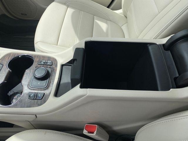 GMC Acadia Denali AWD 2023