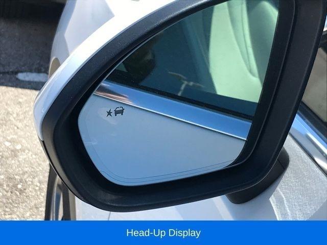 Buick Envision Essense 2022