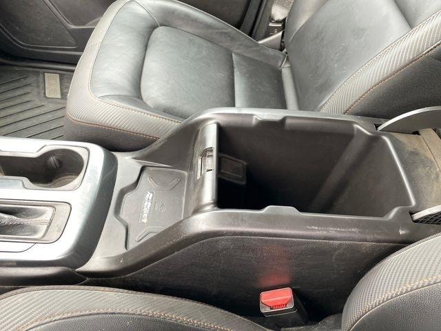 GMC Canyon AT4 Crew Cab w/Leather 4WD 2022