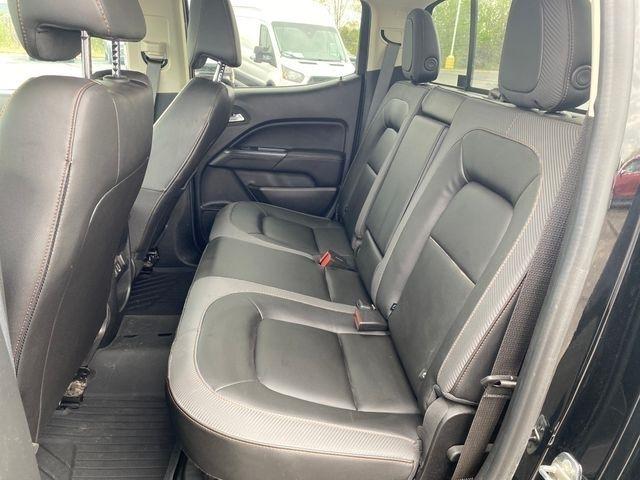 GMC Canyon AT4 Crew Cab w/Leather 4WD 2022