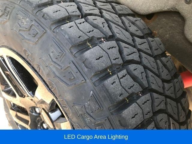 Chevrolet Silverado 1500 Trail Boss Custom Crew Cab 4WD 2023