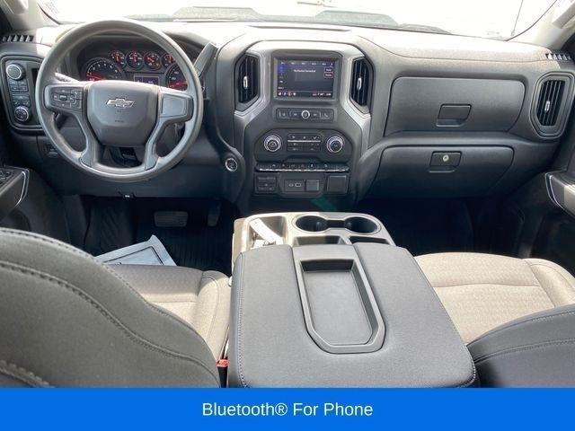 Chevrolet Silverado 1500 Trail Boss Custom Crew Cab 4WD 2023