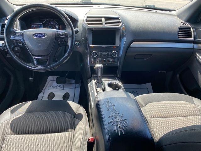 Ford Explorer XLT 4WD 2018