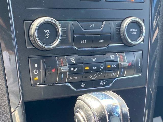 Ford Explorer XLT 4WD 2018