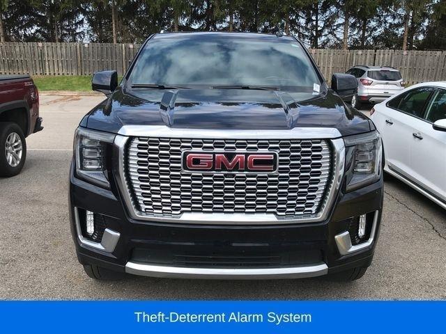 GMC Yukon Denali 4WD 2021