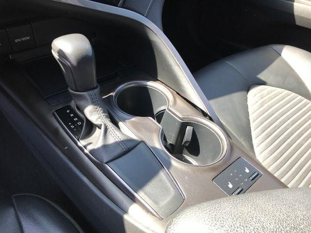 Toyota Camry SE 2023