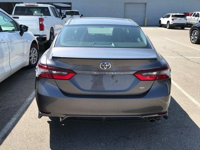 Toyota Camry SE 2023