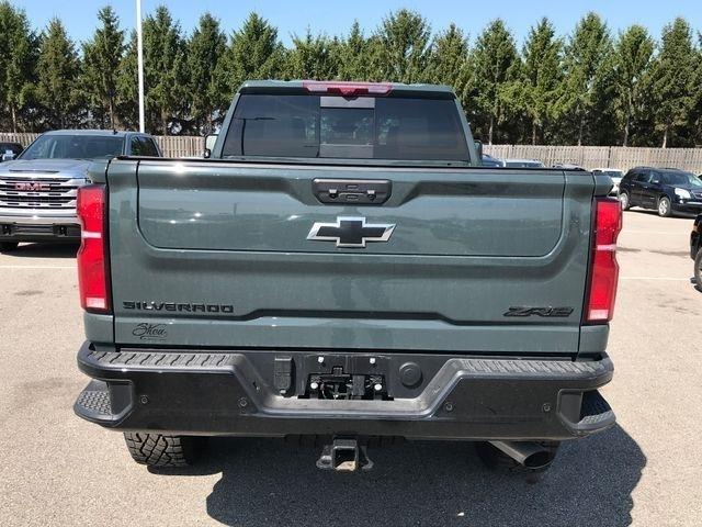 Chevrolet Silverado 2500HD ZR2 Crew Cab 4WD 2026