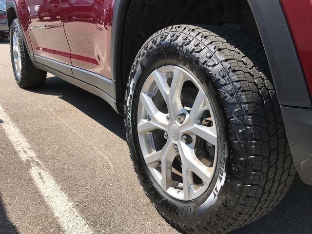 Jeep Grand Cherokee Limited 4WD 2023