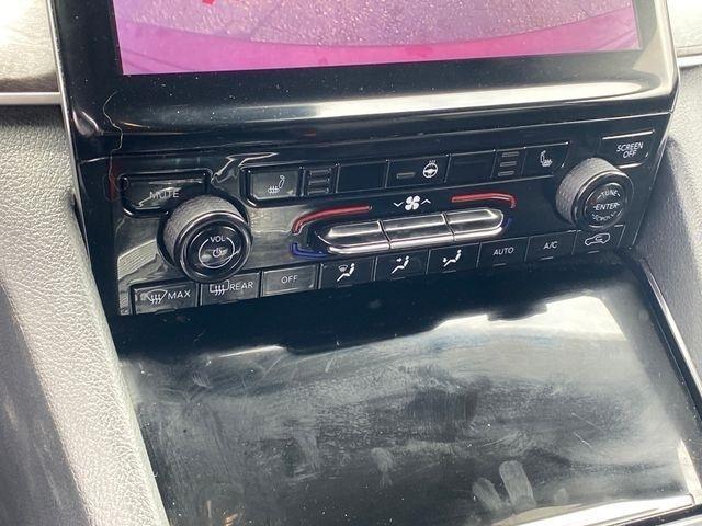 Jeep Grand Cherokee Limited 4WD 2023