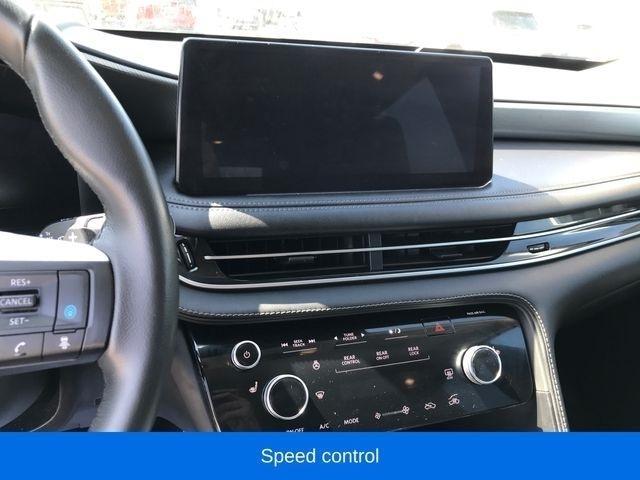 Infiniti QX60 LUXE AWD 2024