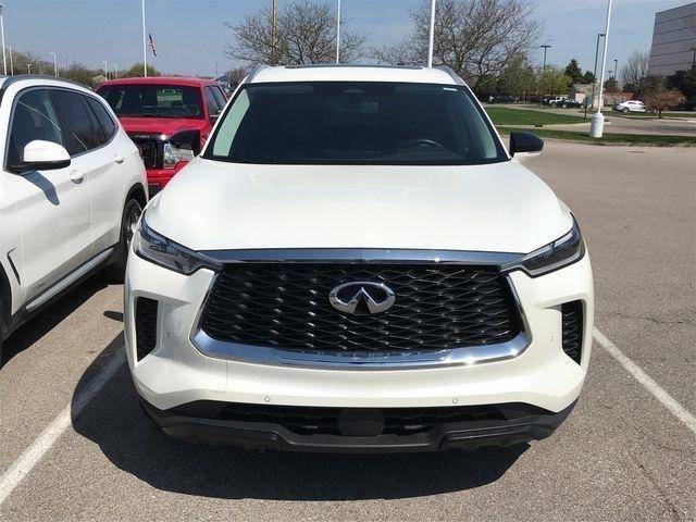 Infiniti QX60 LUXE AWD 2024