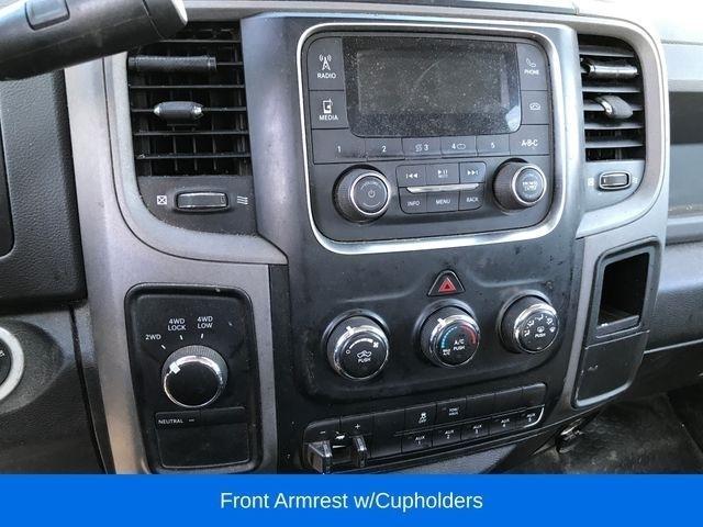 RAM 3500 Tradesman Regular Cab 4WD 2017