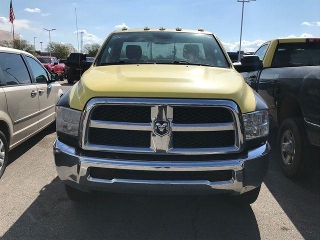 RAM 3500 Tradesman Regular Cab 4WD 2017