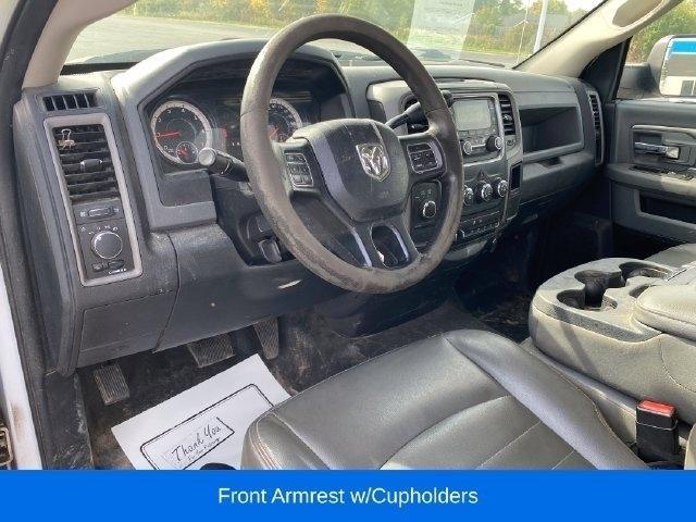 RAM 3500 Tradesman Regular Cab 4WD 2017