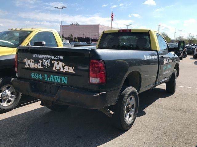 RAM 3500 Tradesman Regular Cab 4WD 2016