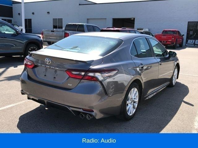 Toyota Camry SE 2023