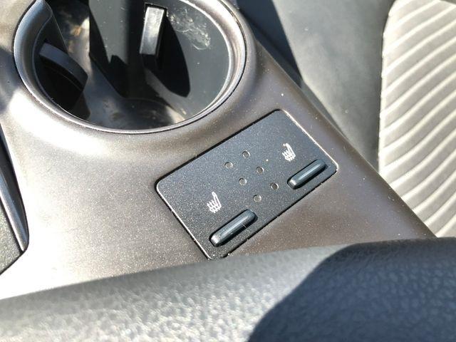 Toyota Camry SE 2023