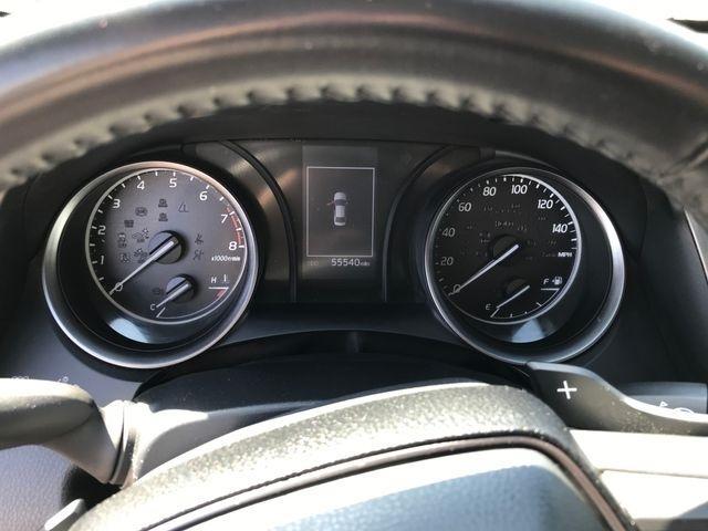 Toyota Camry SE 2023