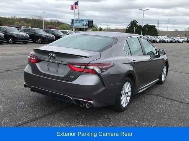 Toyota Camry SE 2023