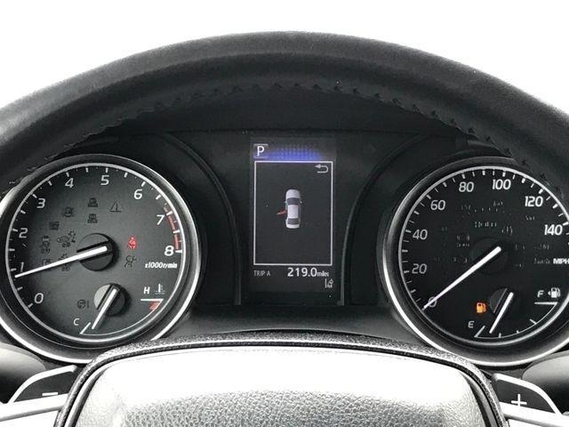 Toyota Camry SE 2023