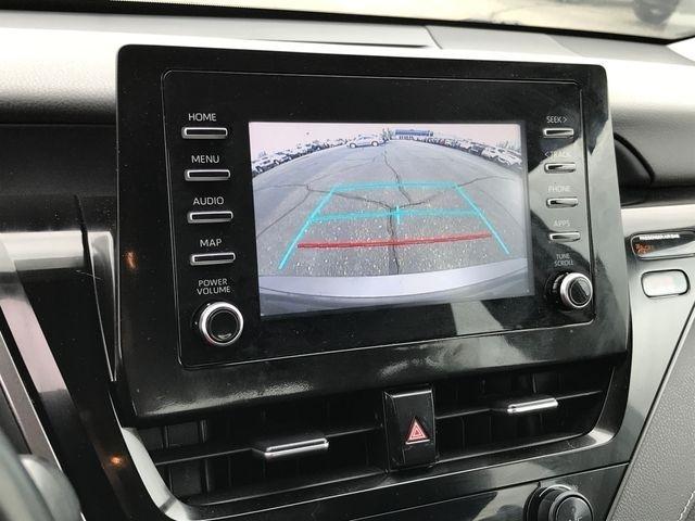 Toyota Camry SE 2023