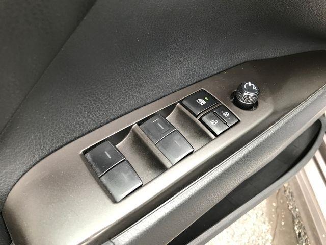 Toyota Camry SE 2023