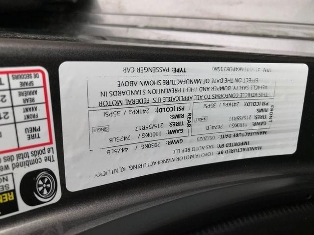 Toyota Camry SE 2023