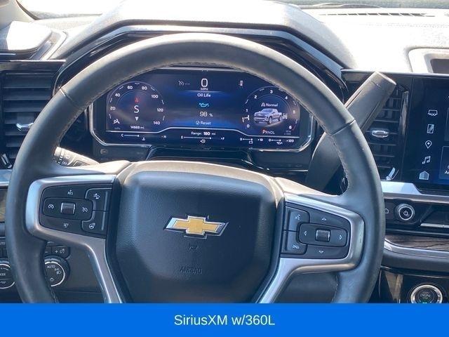 Chevrolet Silverado 1500 LT Crew Cab 4WD 2023