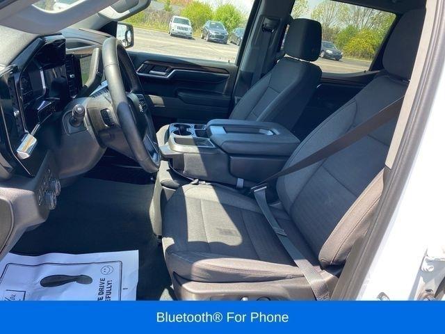 Chevrolet Silverado 1500 LT Crew Cab 4WD 2023