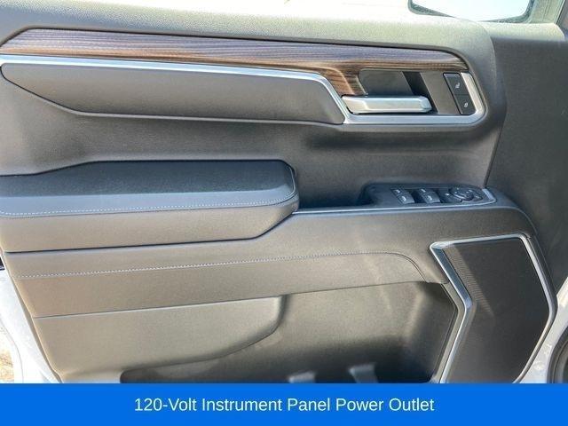 Chevrolet Silverado 1500 LT Crew Cab 4WD 2023