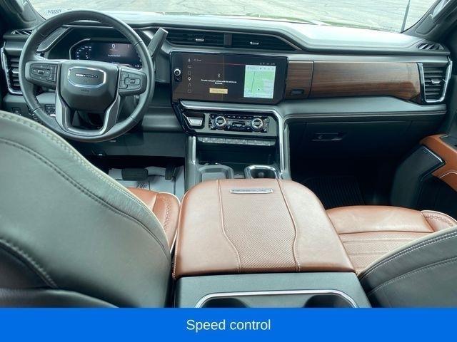 GMC Sierra 3500HD Denali Ultimate Crew Cab 4WD 2024