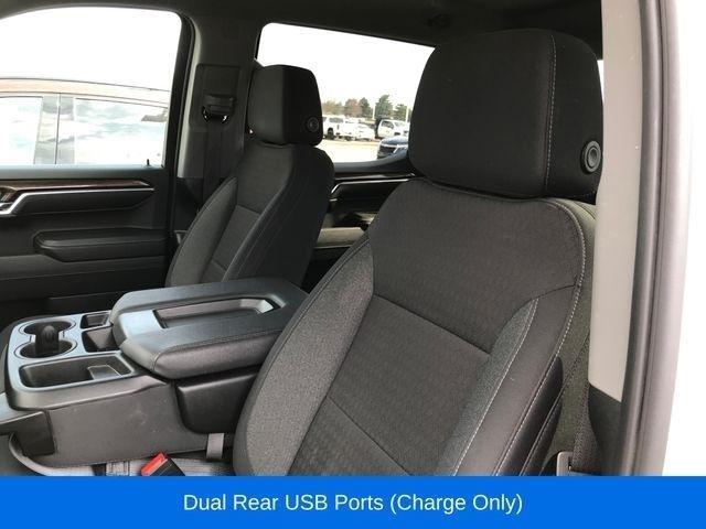 Chevrolet Silverado 1500 LT-L Crew Cab 4WD 2024