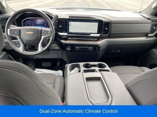 Chevrolet Silverado 1500 LT-L Crew Cab 4WD 2024