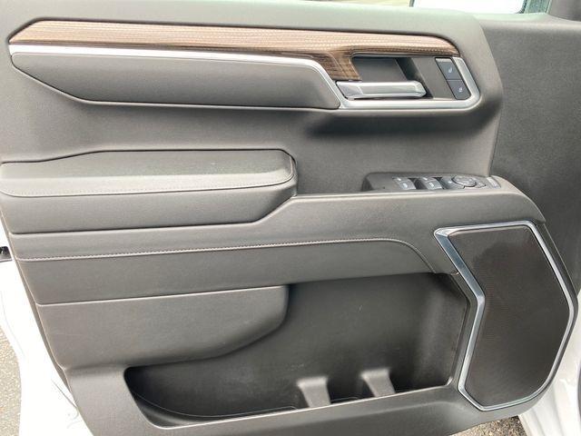 Chevrolet Silverado 1500 LT-L Crew Cab 4WD 2024