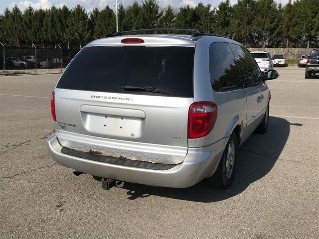Dodge Grand Caravan SXT 2005