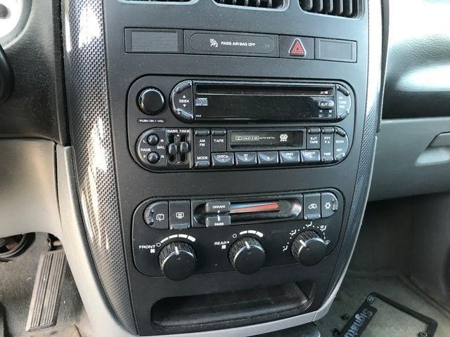 Dodge Grand Caravan SXT 2005