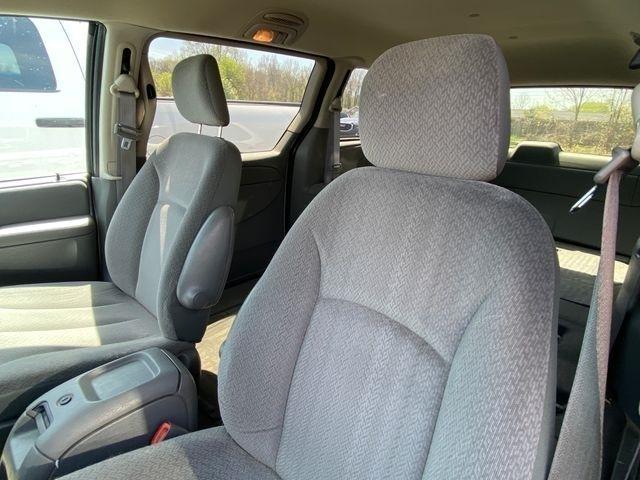 Dodge Grand Caravan SXT 2005