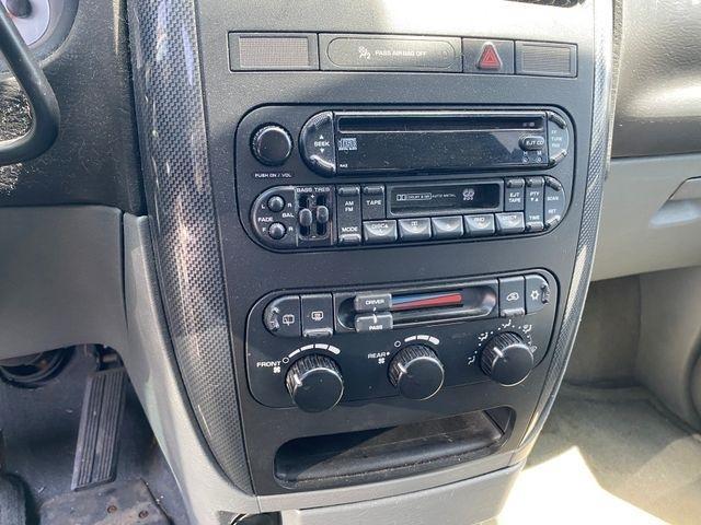 Dodge Grand Caravan SXT 2005
