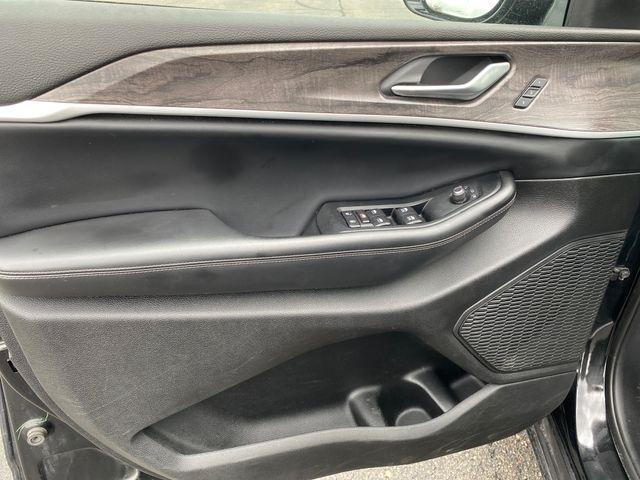 Jeep Grand Cherokee Limited 4WD 2023