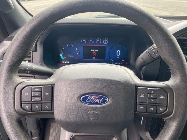Ford F-150 STX SuperCab 4WD 2024