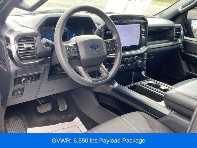 Ford F-150 STX SuperCab 4WD 2024